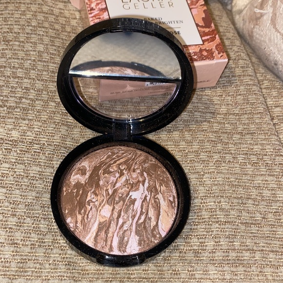 🤎NWT Laura Geller Baked Bronze -N-Brighten Multipurpose Bronzer - Picture 7 of 14